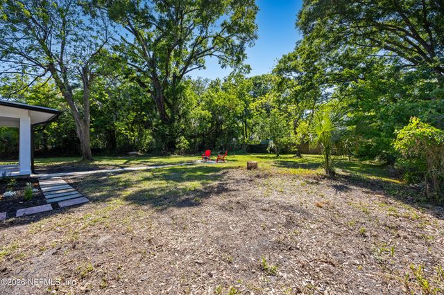 1324 LAMBOLL Avenue, Jacksonville, FL 32205