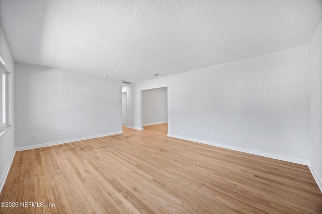 1324 LAMBOLL Avenue, Jacksonville, FL 32205