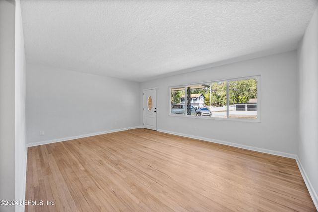 1324 LAMBOLL Avenue, Jacksonville, FL 32205