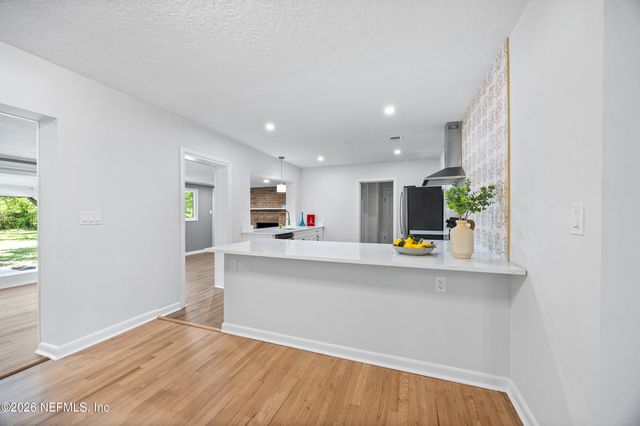 1324 LAMBOLL Avenue, Jacksonville, FL 32205