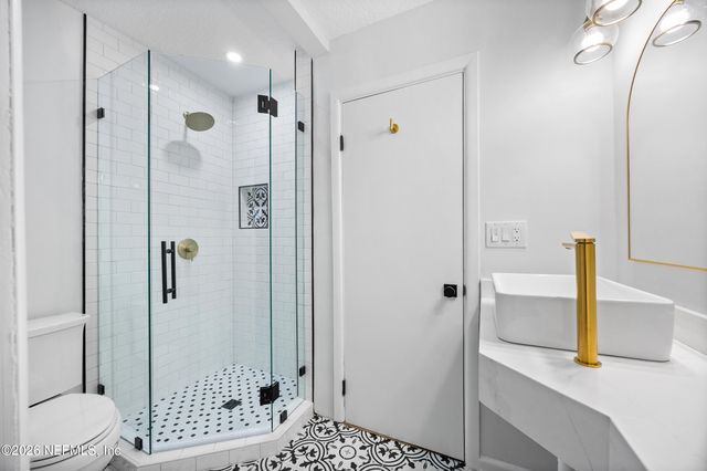 1324 LAMBOLL Avenue, Jacksonville, FL 32205