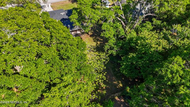 1324 LAMBOLL Avenue, Jacksonville, FL 32205