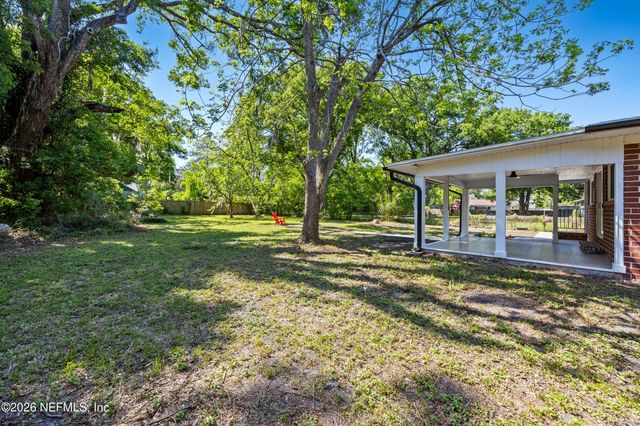 1324 LAMBOLL Avenue, Jacksonville, FL 32205