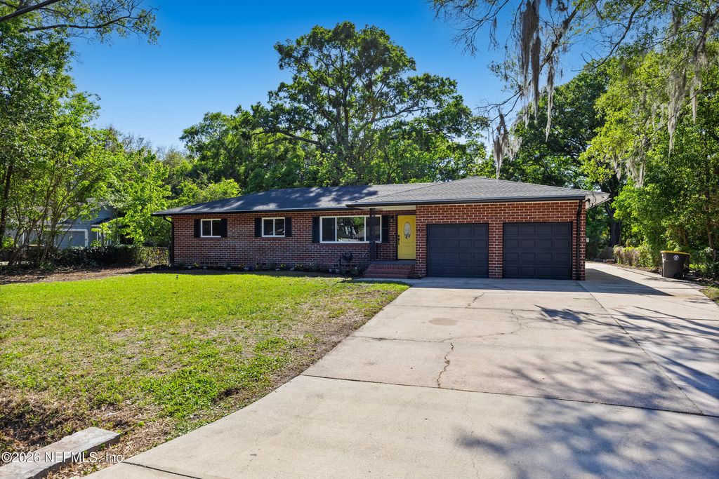 1324 LAMBOLL Avenue, Jacksonville, FL 32205