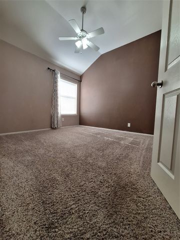 13117 Fencerow Road, Fort Worth, TX 76244