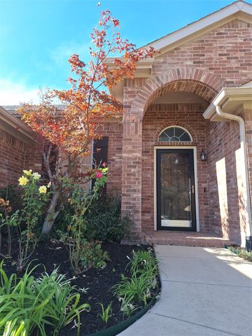 13117 Fencerow Road, Fort Worth, TX 76244