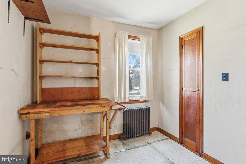 Image 15 of property listing at 2815 RITCHIE RD, District Heights, MD 20747