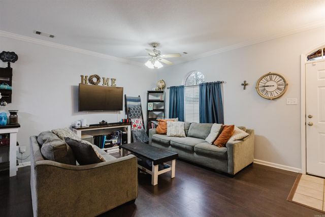 3215 Shelby, Benton, AR 72015