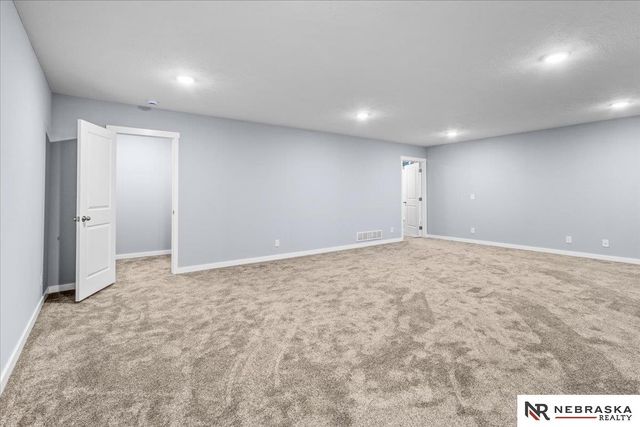 1423 Poulson Drive, Blair, NE 68008