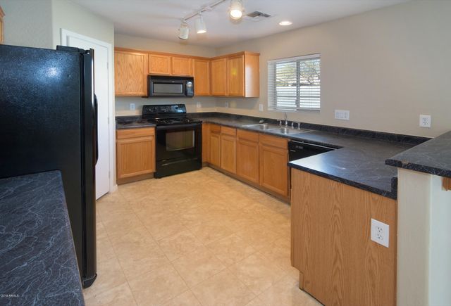 17756 W CALAVAR Road, Surprise, AZ 85388