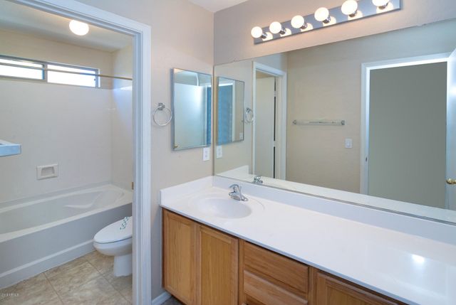 17756 W CALAVAR Road, Surprise, AZ 85388