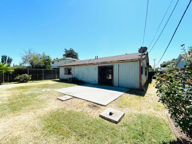 201 Graves Ave, Sacramento, CA 95838