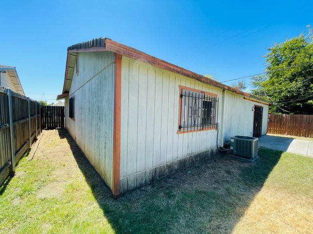 201 Graves Ave, Sacramento, CA 95838