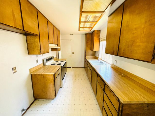 201 Graves Ave, Sacramento, CA 95838