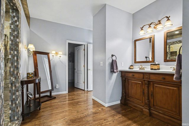 20578 Hynes Drive, South Bend, IN 46614