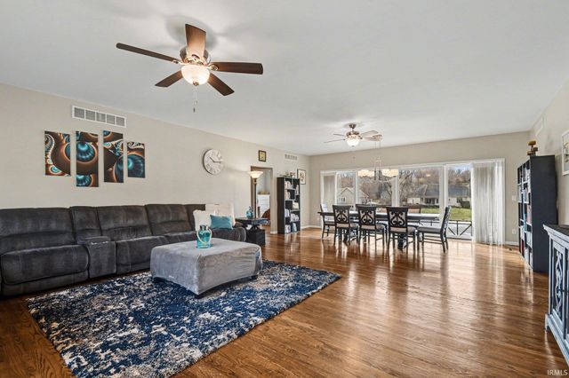 20578 Hynes Drive, South Bend, IN 46614