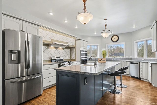 20578 Hynes Drive, South Bend, IN 46614