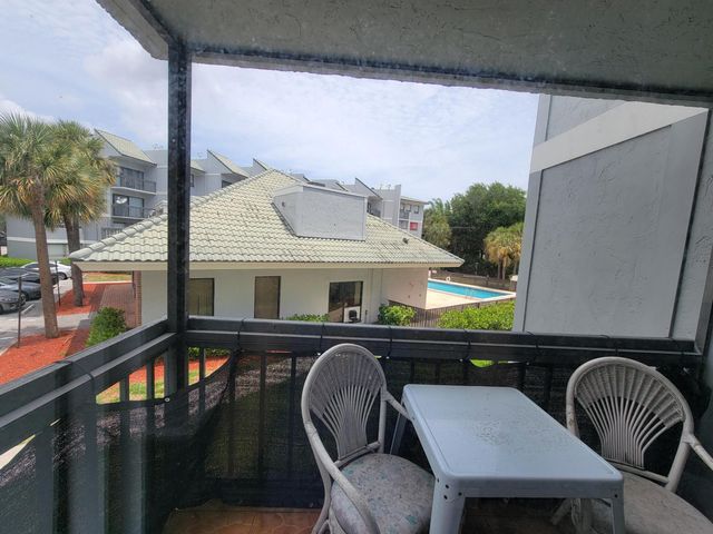 1850 N Congress Avenue 201, West Palm Beach, FL 33401
