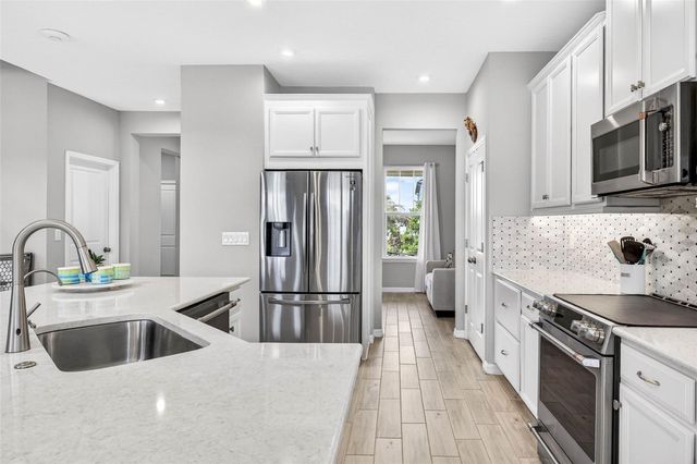 34026 ASTORIA CIRCLE, Wesley Chapel, FL 33545