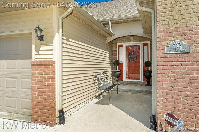 1398 Mallard Drive, Burton, MI 48509