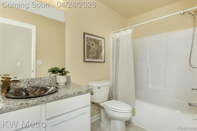 1398 Mallard Drive, Burton, MI 48509