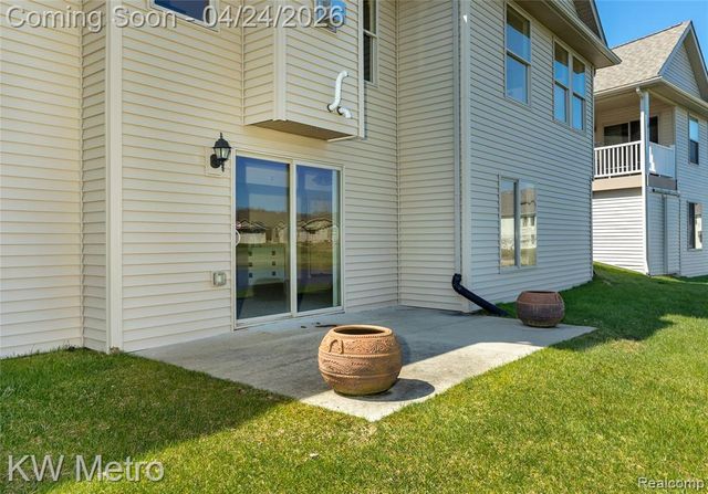 1398 Mallard Drive, Burton, MI 48509