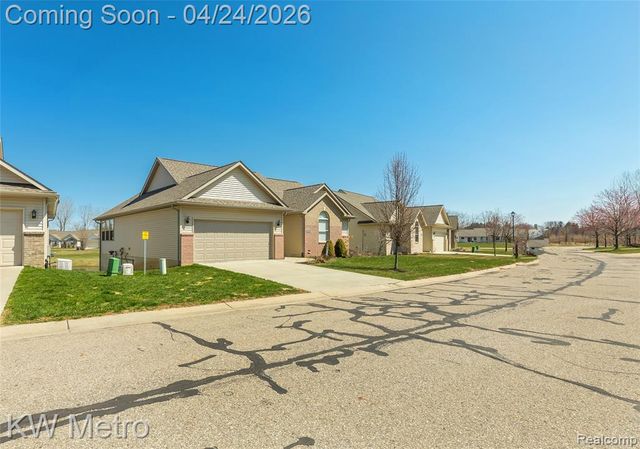 1398 Mallard Drive, Burton, MI 48509