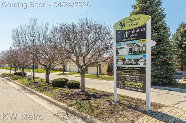 1398 Mallard Drive, Burton, MI 48509