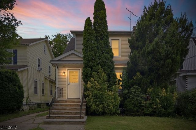 55 Schaefer Rd, Maplewood Twp., NJ 07040