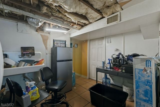 55 Schaefer Rd, Maplewood Twp., NJ 07040