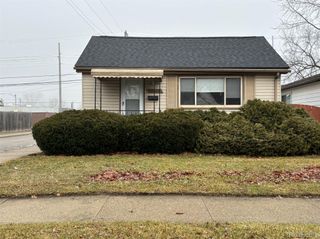 22628 Oaklane Street, Warren, MI 48089