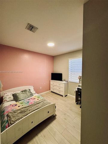 11866 SW 253rd Ter, Homestead, FL 33032