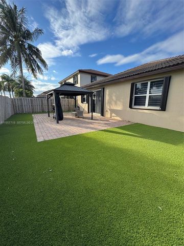 11866 SW 253rd Ter, Homestead, FL 33032