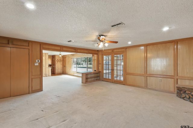 201 W Coke Road, Winnsboro, TX 75494