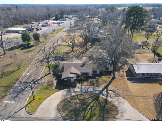 201 W Coke Road, Winnsboro, TX 75494
