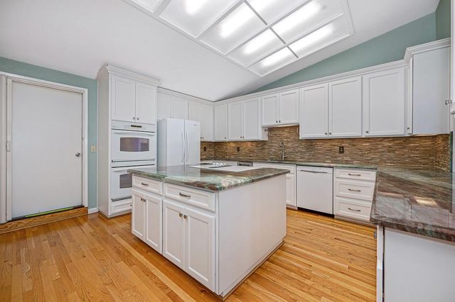 1262 Grizzly Flat Ct, Auburn, CA 95603