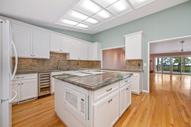 1262 Grizzly Flat Ct, Auburn, CA 95603