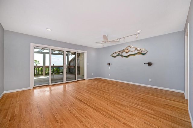 1262 Grizzly Flat Ct, Auburn, CA 95603
