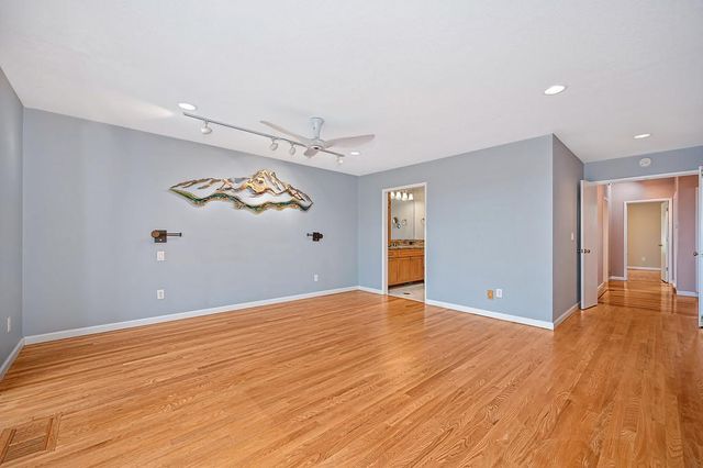 1262 Grizzly Flat Ct, Auburn, CA 95603