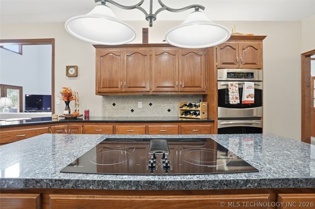 13220 E 93rd Street N, Owasso, OK 74055