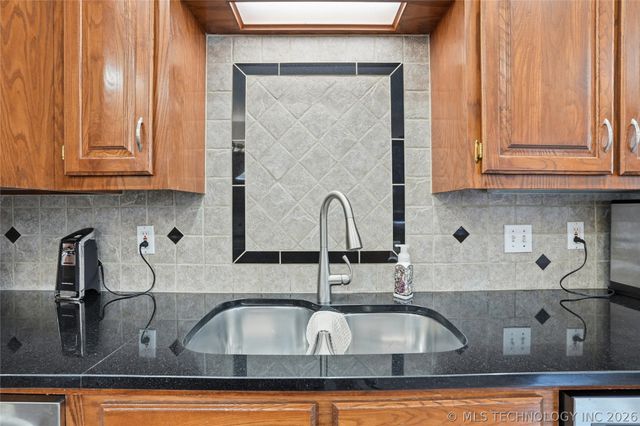 13220 E 93rd Street N, Owasso, OK 74055