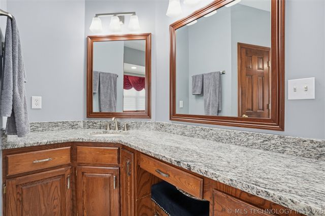 13220 E 93rd Street N, Owasso, OK 74055