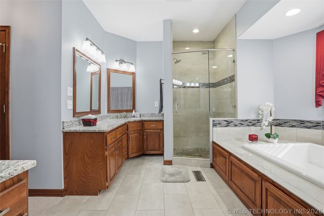 13220 E 93rd Street N, Owasso, OK 74055