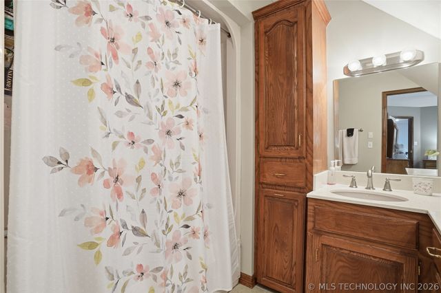 13220 E 93rd Street N, Owasso, OK 74055