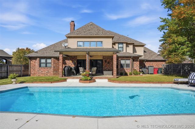 13220 E 93rd Street N, Owasso, OK 74055