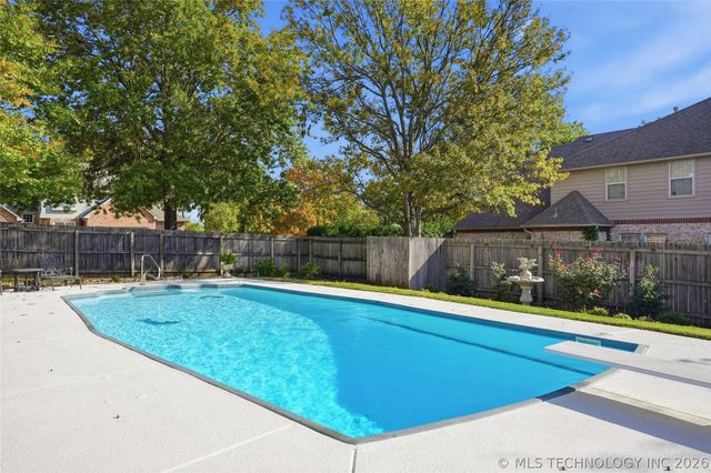 13220 E 93rd Street N, Owasso, OK 74055