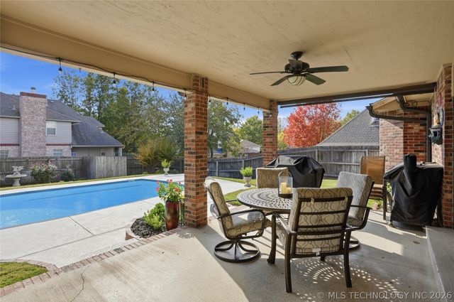 13220 E 93rd Street N, Owasso, OK 74055