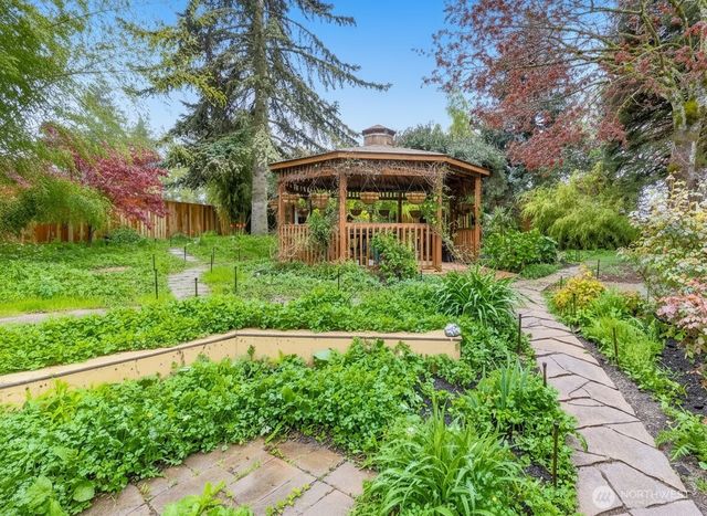 30028 51st Court S, Auburn, WA 98001