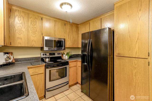 30028 51st Court S, Auburn, WA 98001