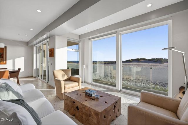 3349 Ocean Drive, Oxnard, CA 93035